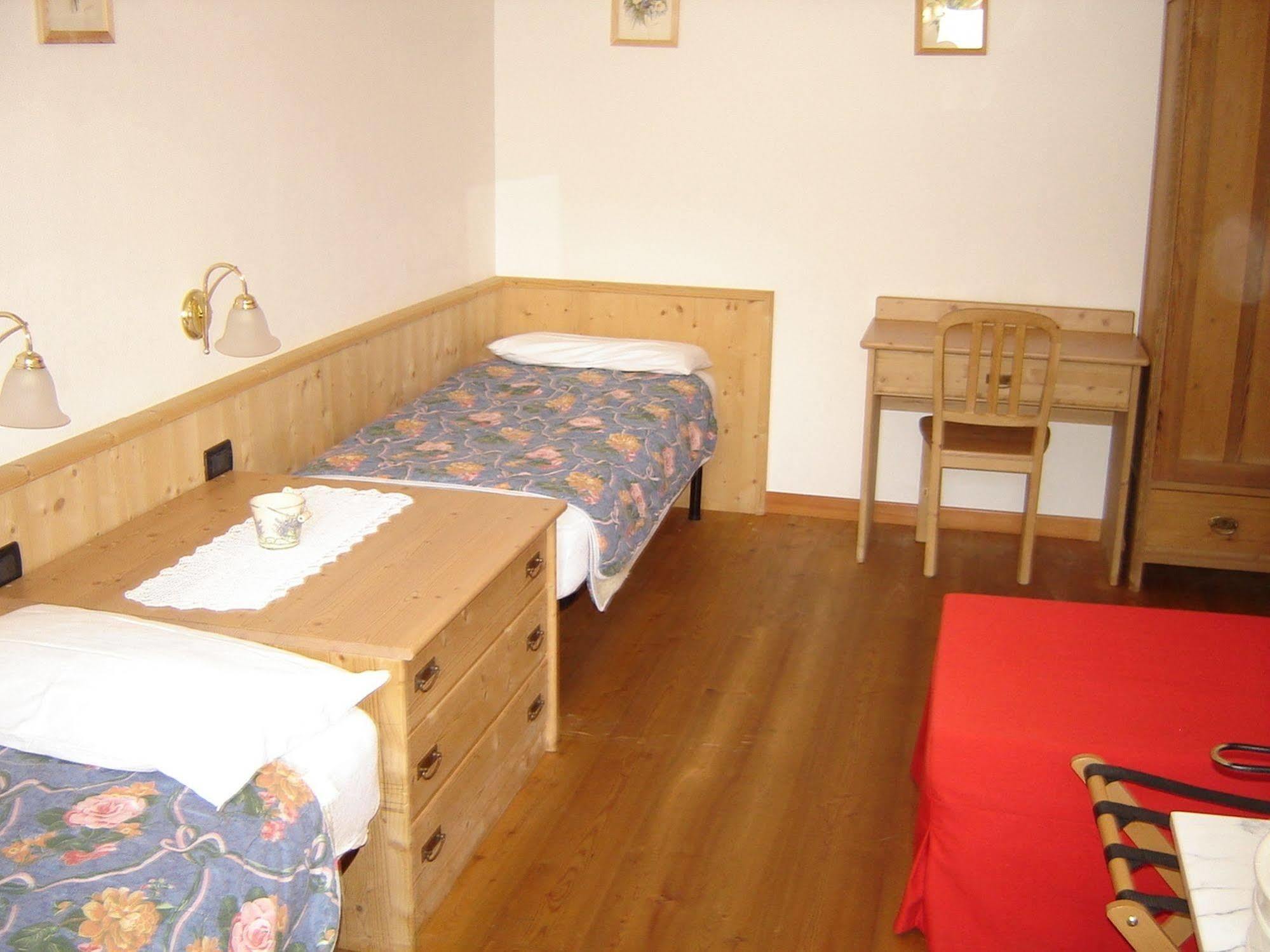 Aparthotel Residenza Domino à Selva di Cadore Extérieur photo